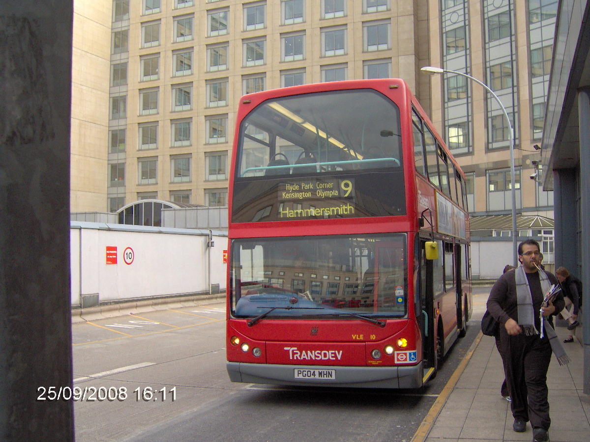 9 To Hammersmith. Transdev VLE10 PG04WHN.